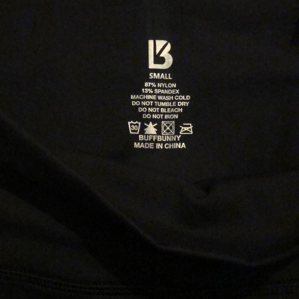 BNWT BuffBunny Luna Legging in Noir